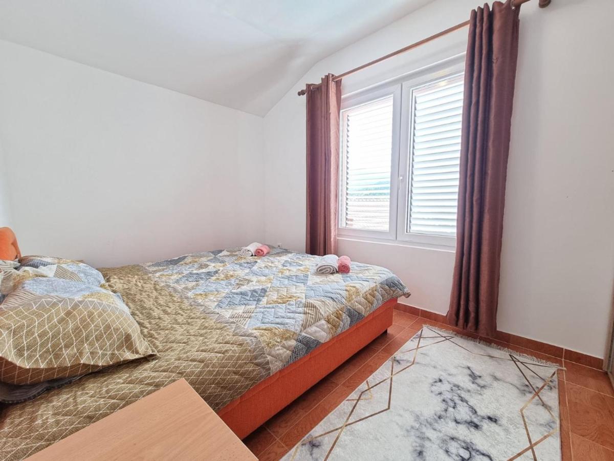 بودفا Dom Apartments المظهر الخارجي الصورة