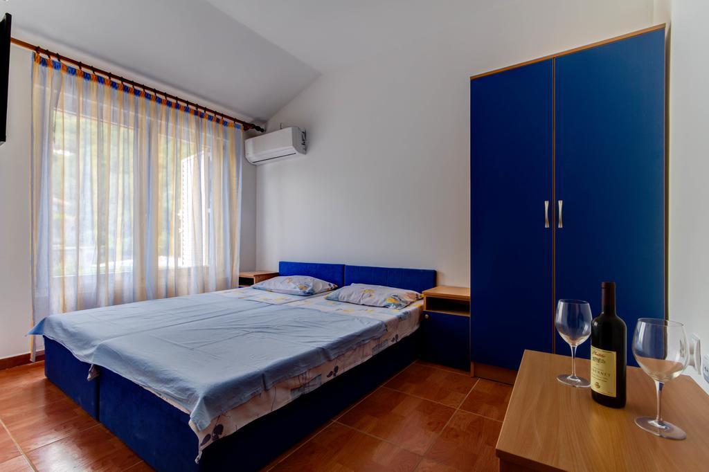 بودفا Dom Apartments المظهر الخارجي الصورة